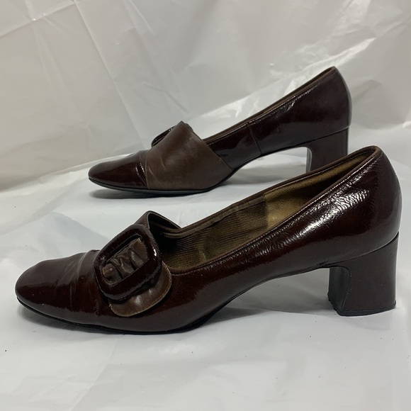 JOYCE California Dark Brown Heeled Loafer size 7-1/2 - Picture 7 of 12